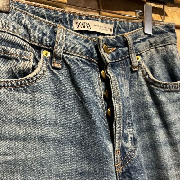 Zara Blue Straight Leg Jeans - Picture 6 of 6